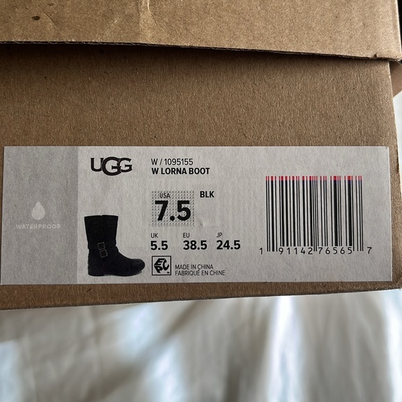 UGG Lorna Boot Black 7.5 - Picture 8 of 13